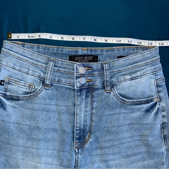 Judy Blue wide leg crop size 5/27 - Picture 6 of 8